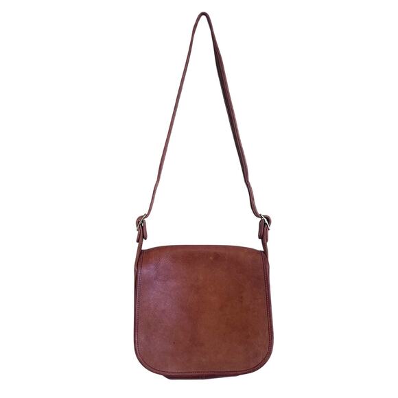 Coach Handbags - Vintage Coach Saddle Shoulder Bag British Tan Cowhide Leather Flap 70s USA 8101
